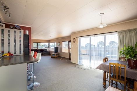 Photo of property in 6 Silby Street, Waitara, 4320