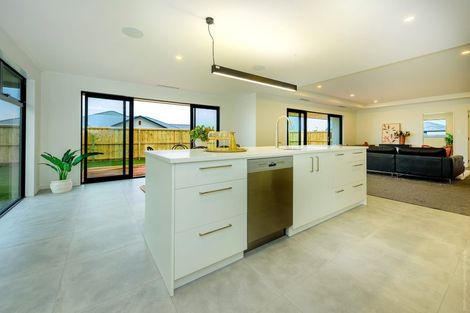 Photo of property in 5 Appaloosa Way, Rolleston, 7614