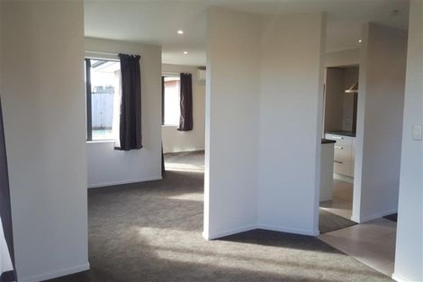 Photo of property in 8 Grasmere Close, Rangiora, 7400