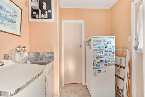 Photo of property in 2 Kiwi Street, East Gore, Gore, 9710