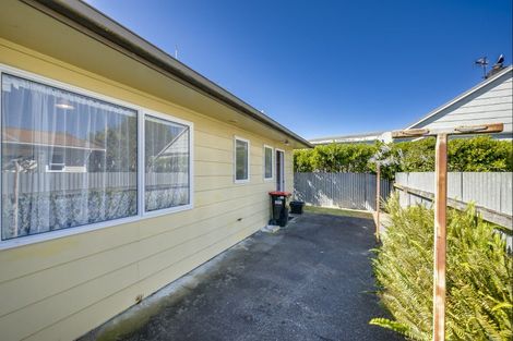 Photo of property in 2/80 Latham Street, Marewa, Napier, 4110