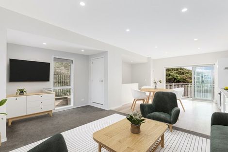 Photo of property in 5 Kohu Way, Whitby, Porirua, 5024