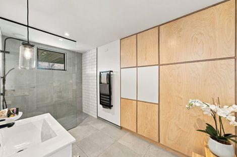 Photo of property in 5 Jahan Lane, Cashmere, Christchurch, 8022