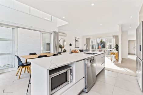 Photo of property in 13 Frances Bryers Road, Hobsonville, Auckland, 0616