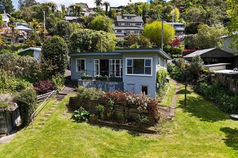 Photo of property in 33 Okareka Loop Road, Lake Okareka, Rotorua, 3076