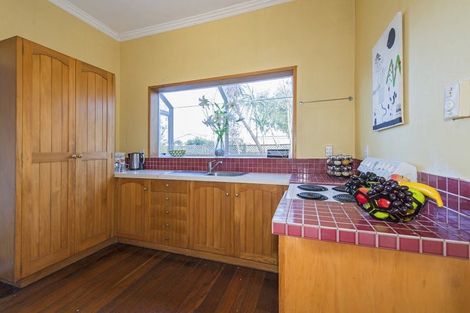 Photo of property in 8b Quest Terrace, Mount Roskill, Auckland, 1041