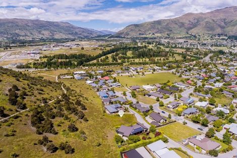 Photo of property in 11b Fastness Crescent, Wanaka, 9305