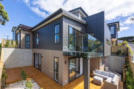 Photo of property in 113b Sunrise Avenue, Murrays Bay, Auckland, 0630