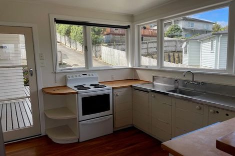 Photo of property in 11 Western View Court, Sunnyvale, Auckland, 0612