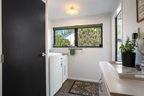 Photo of property in 125 Park Avenue, Whangamata, 3620