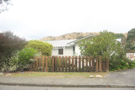 Photo of property in 4 Tarawa Street, Paekakariki, 5034