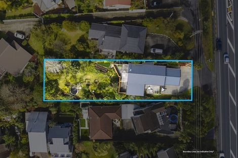 Photo of property in 681 East Coast Road, Browns Bay, Auckland, 0630