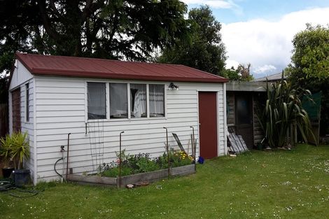 Photo of property in 3 Tudor Place, Koutu, Rotorua, 3010