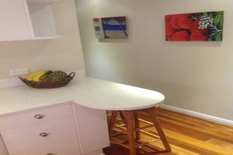 Photo of property in 30 Rock Isle Road, Torbay, Auckland, 0630