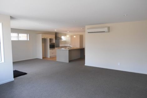 Photo of property in 8 Bowmore Lane, Broomfield, Christchurch, 8042