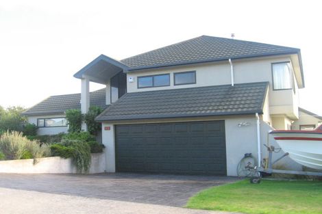 Photo of property in 47 Halladale Road, Papakowhai, Porirua, 5024