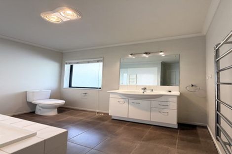 Photo of property in 1 Barwick Place, Stanmore Bay, Whangaparaoa, 0932