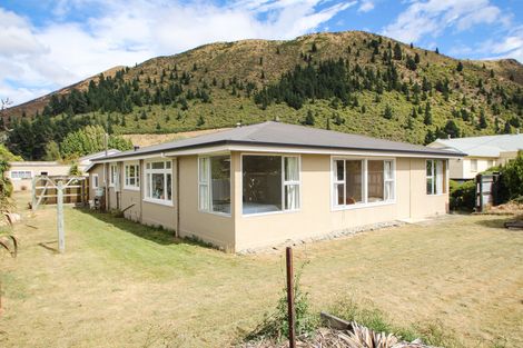 Photo of property in 25 Gordon Street, Kurow, 9435