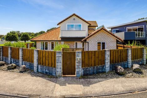 Photo of property in 1 Wilson Road, Opunake, 4616