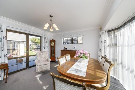Photo of property in 12 Caroline Crescent, Highbury, Palmerston North, 4412