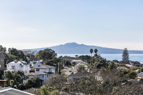 Photo of property in 2/32 Brighton Road, Parnell, Auckland, 1052