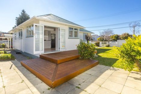Photo of property in 30a Ranfurly Street, Trentham, Upper Hutt, 5018