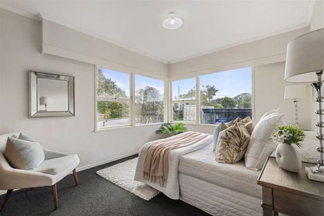 Photo of property in 225 Forrest Hill Road, Forrest Hill, Auckland, 0620