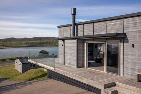 Photo of property in 115 Riria Kereopa Memorial Drive, Raglan, 3297