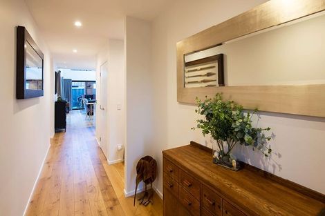 Photo of property in 42 Jack Hanley Drive, Jacks Point, Queenstown, 9371