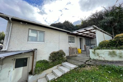 Photo of property in 35 Wairau Road, Forrest Hill, Auckland, 0627