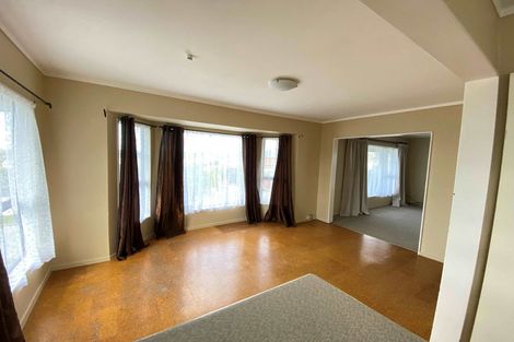 Photo of property in 20 Arahanga Grove, Maupuia, Wellington, 6022