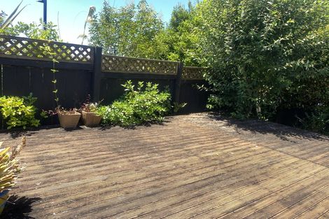 Photo of property in 2/46 Felton Mathew Avenue, Saint Johns, Auckland, 1072