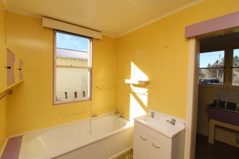 Photo of property in 32 Linnet Street, Taihape, 4720