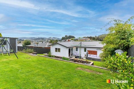 Photo of property in 25 Elwyn Crescent, Green Island, Dunedin, 9018