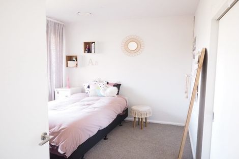 Photo of property in 15 Manor Place, Bryndwr, Christchurch, 8053