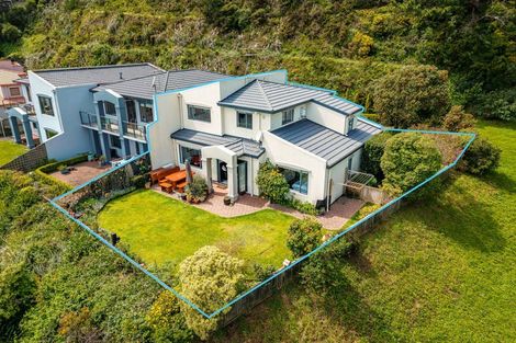 Photo of property in 8 Paremata Drive, Paremata, Porirua, 5024