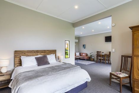 Photo of property in 2/334 White Road, Broadlands, 3081