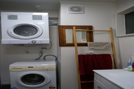 Photo of property in 35 Scarborough Terrace, Mount Victoria, Wellington, 6011