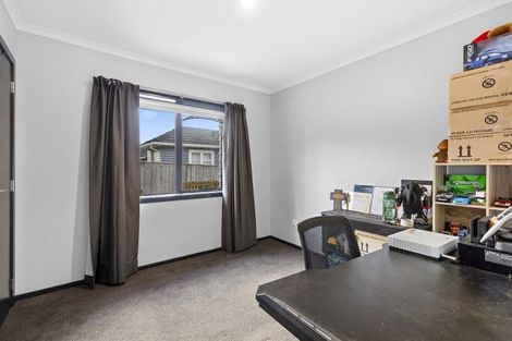 Photo of property in 139b Wainuiomata Road, Wainuiomata, Lower Hutt, 5014