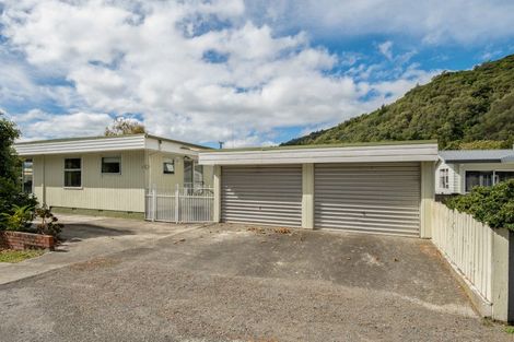 Photo of property in 2/24 Scotland Street, Picton, 7220