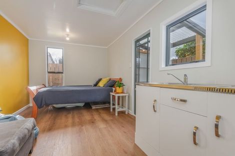 Photo of property in 31 Rosedale Crescent, Cloverlea, Palmerston North, 4412