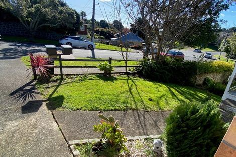 Photo of property in 2/514 Mount Albert Road, Mount Roskill, Auckland, 1042