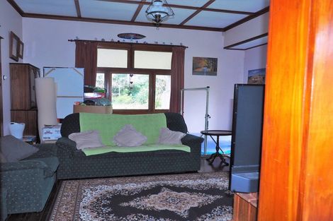 Photo of property in 42 Mangahao Road, Shannon, Palmerston North, 4474