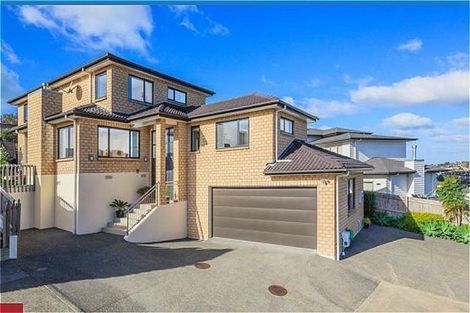 Photo of property in 11 Baker Street, Fairview Heights, Auckland, 0632