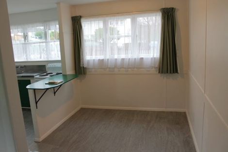 Photo of property in 8 Lincoln Grove, Cannons Creek, Porirua, 5024