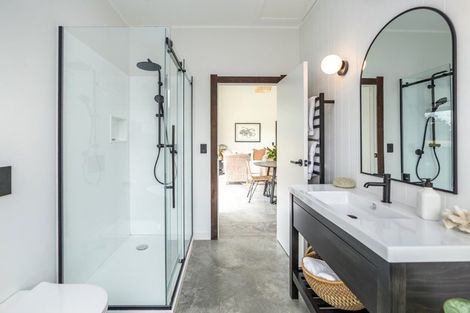 Photo of property in 26 Bucks Road, Tauwharenikau, Featherston, 5773