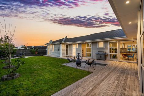 Photo of property in 1 Pitoitoi Drive, Riverhead, 0820