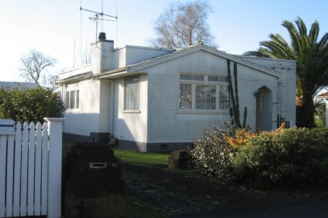 Photo of property in 11 Wilson Street, Hamilton East, Hamilton, 3216