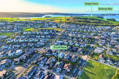 Photo of property in 5 Luff Place, Long Bay, Auckland, 0630