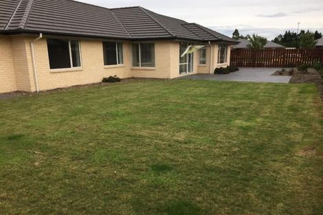 Photo of property in 6 Highworth Crescent, Rolleston, 7615